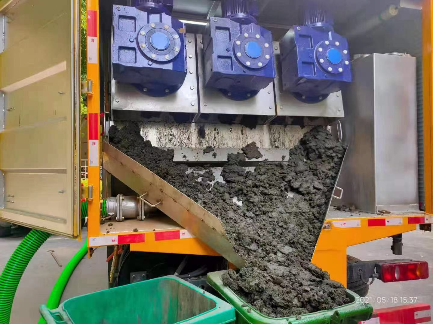 理塘化粪池清掏城市维护站-泥浆净化干湿分离处理